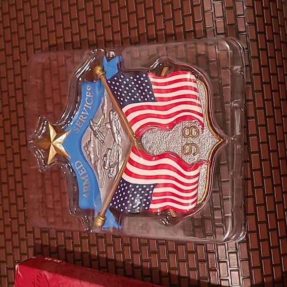 10 Patriotic Holiday Christmas Ornaments - Picture 13 of 14